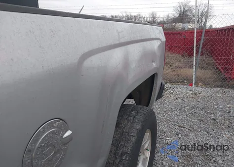 2015 Chevrolet Silverado 1500 1Lt z USA, uszkodzony, nr VIN 1GCVKREH6FZ187865